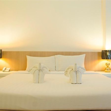 Hatyai Holiday Hotel ハートヤイ エクステリア 写真