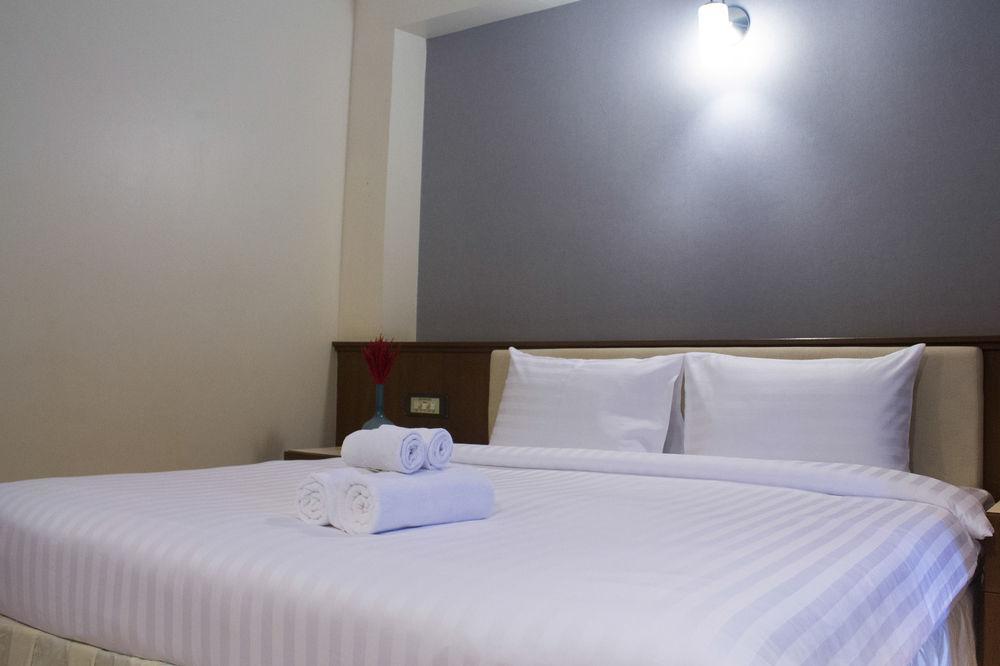 Hatyai Holiday Hotel ハートヤイ エクステリア 写真