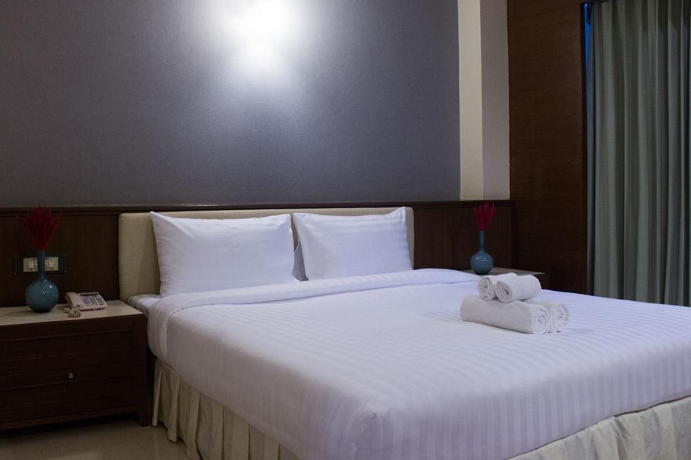 Hatyai Holiday Hotel ハートヤイ エクステリア 写真