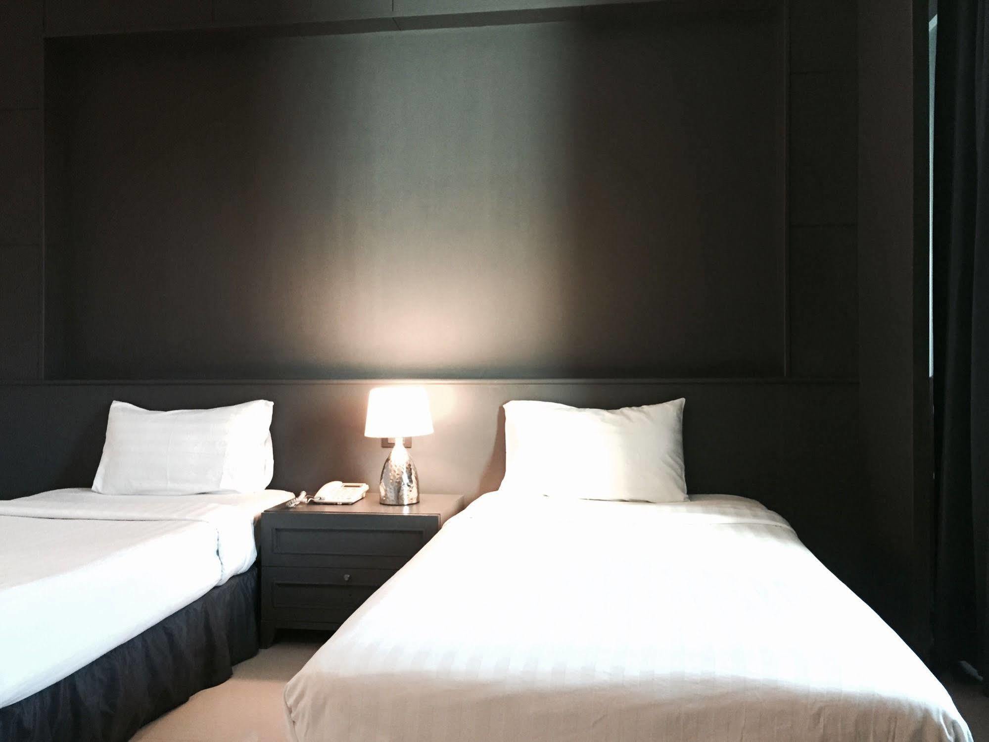 Hatyai Holiday Hotel ハートヤイ エクステリア 写真